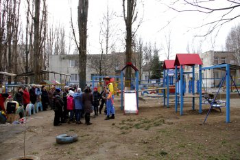 В Суворовском районе открыли три детские площадки