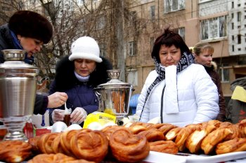В Суворовском районе открыли три детские площадки