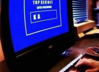 С банковских карт воруют зарплату. Что мы знаем о правилах безопасности? 