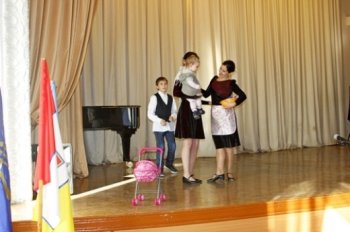 В Одессе проходит смотр-конкурс творческих коллективов (фото)
