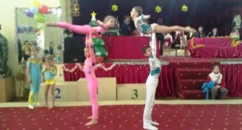 Одесские спортивные акробаты стали победителями всеукраинского турнира (фото)