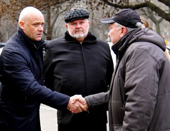 Геннадий Труханов: "Необходима консолидация усилий для наведения порядка в Суворовском районе"