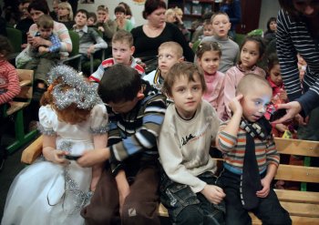 В «Доме с ангелом» побывали артисты оперетты (фото)