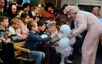 В «Доме с ангелом» побывали артисты оперетты (фото)