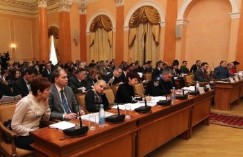 Начинает работу исполком