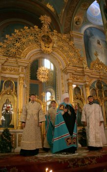 В одесских храмах проходят праздничные службы (фото)