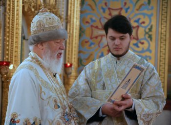 В одесских храмах проходят праздничные службы (фото)