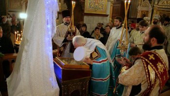 В одесских храмах проходят праздничные службы (фото)