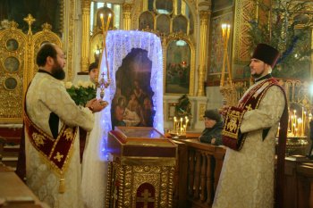 В одесских храмах проходят праздничные службы (фото)