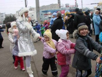 Подробности новогодних детских утренников в Киевском районе Одессы (фото)