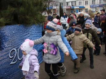 Подробности новогодних детских утренников в Киевском районе Одессы (фото)