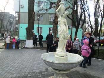 Ремонт домов, крыш и благоустройство дворов: Киевский район
