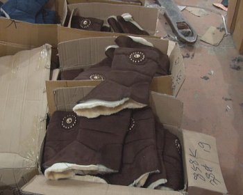 Бизнесмен ответит в суде за производство фальшивой обуви под торговыми марками «Chanel» и «Louis Vuitton» (фото)