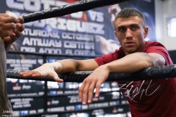Суд вернул Ломаченко подаренный участок на берегу лимана