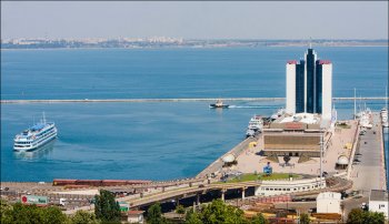 Константин Грищенко за слаженность работы всех ветвей власти