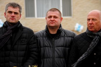 На Крещение депутаты вышли из Черного моря с новыми силами