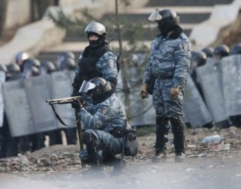 Бойцам «Беркута» и Внутренних войск: Спасибо и низкий поклон! (фото)