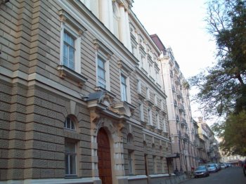 Прокуратура Одессы остановила незаконное строительство в переулке Чайковского 