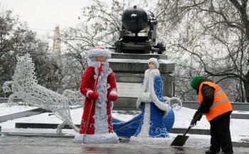 Одесса попрощалась с главной елкой города (фото)