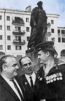 Как матрос Кайда убивал немцев кулаком