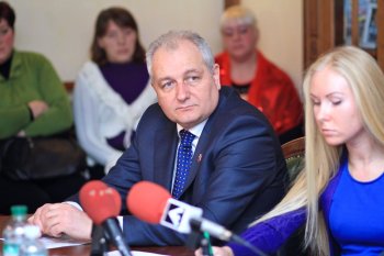 Геннадий Труханов: «Необходима комплексная программа по наведению порядка во всех городских общежитиях»
