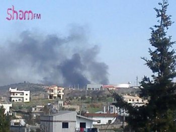 В Сирии толпы народа стали нападать на террористов