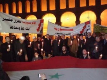 В Сирии толпы народа стали нападать на террористов