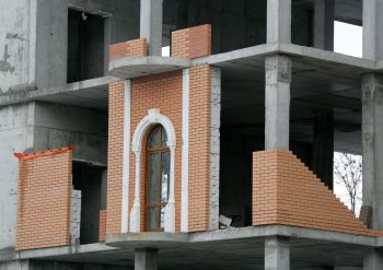 В Одессе строят церковно-приходскую школу (фото)