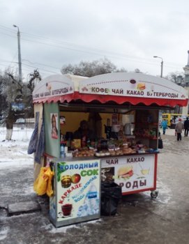В Одессе продолжается демонтаж незаконных торговых киосков