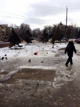 В Одессе продолжается демонтаж незаконных торговых киосков