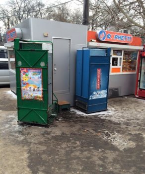 В Одессе продолжается демонтаж незаконных торговых киосков