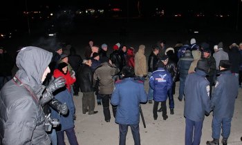 Ночью и утром перед зданием Одесской ОГА - спокойно