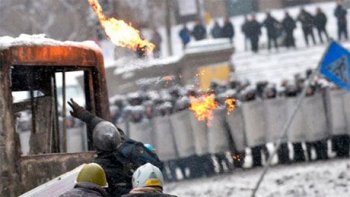 Президент: Верю, что вместе мы сумеем вернуть жизнь Украины и всех людей в мирное и спокойное русло.