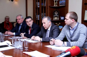 При содействии Геннадия Труханова люди смогут приватизировать свое жилье