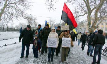 В Евросоюз под знаменем ОУН-УПА