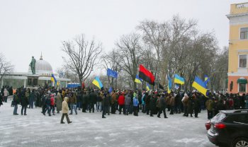 В Евросоюз под знаменем ОУН-УПА
