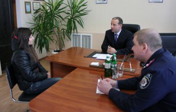 Главный милиционер области опять пошел в народ