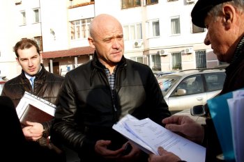В одном из одесских домов отключили тепло: Жители обратились к Геннадию Труханову