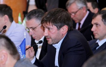 Депутаты собрались на сессию