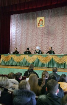 В Одессе проходит второй Форум православной молодежи (фото)