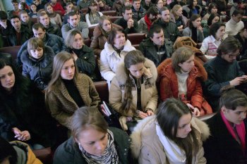 В Одессе проходит второй Форум православной молодежи (фото)