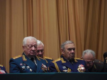 Ветеранов городского и областного совета наградили знаками отличия за военно-патриотическое воспитание молодёжи