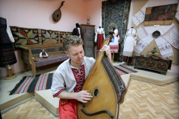 В Одесском историко-краеведческом музее открылась выставка украинских словарей из коллекции Т. И. Максимюка