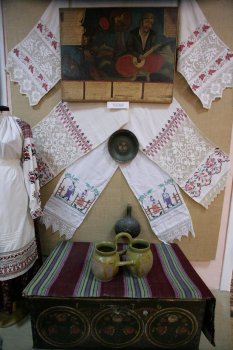 В Одесском историко-краеведческом музее открылась выставка украинских словарей из коллекции Т. И. Максимюка