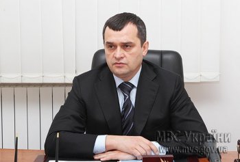 Министр МВД Виталий Захарченко сделал очередное обращение