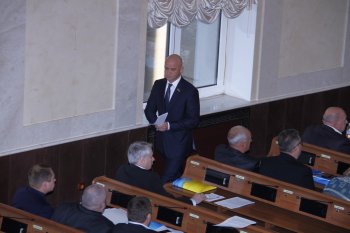 Геннадий Труханов поднял проблемные вопросы на сессии облсовета