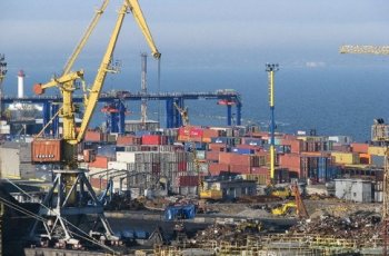 Завтра одесский порт перейдет на электронное оформление контейнеров