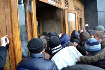 Противостояние у здания Одесской ОГА