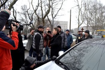 Противостояние у здания Одесской ОГА