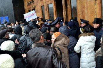 Противостояние у здания Одесской ОГА